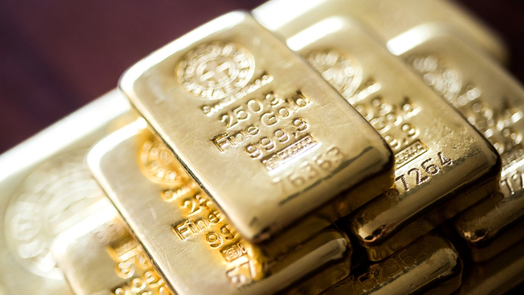 Papieren goudmarkt is kaartenhuisje dat vroeg of laat zal instorten